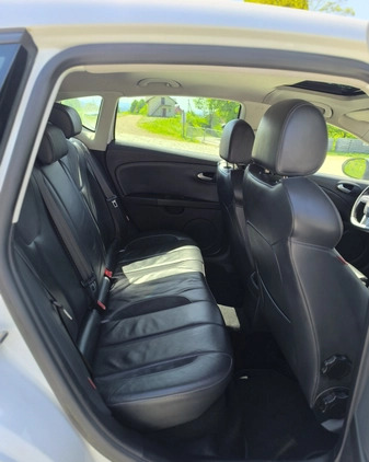 Seat Leon cena 28500 przebieg: 226000, rok produkcji 2011 z Braniewo małe 92